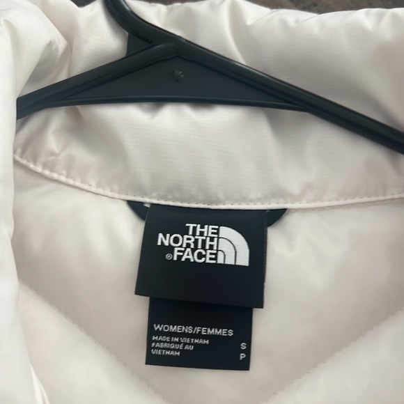 The North Face white vest - Picture 2 of 4